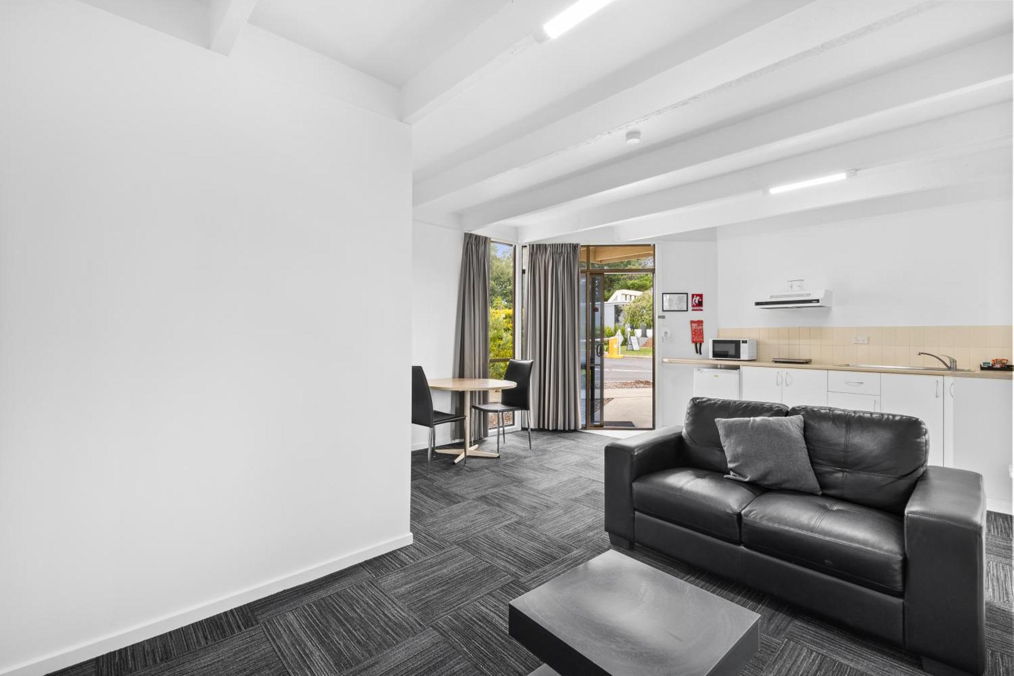 Sundown Villas Symonston Dış mekan fotoğraf