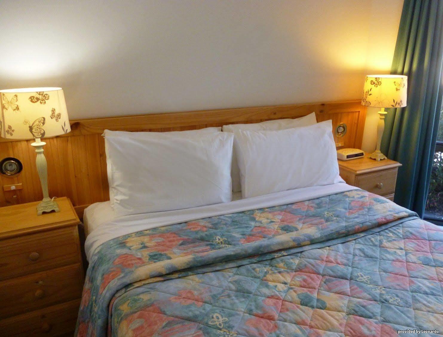 Sundown Villas Symonston Dış mekan fotoğraf